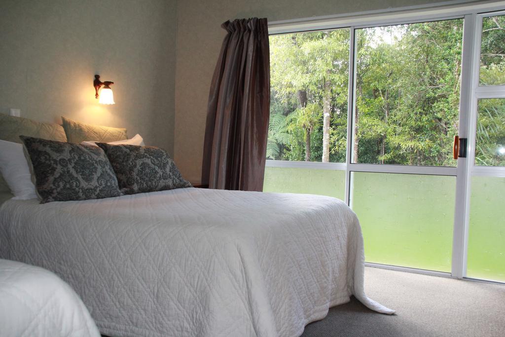 Patuha Rainforest Retreat Okato 외부 사진