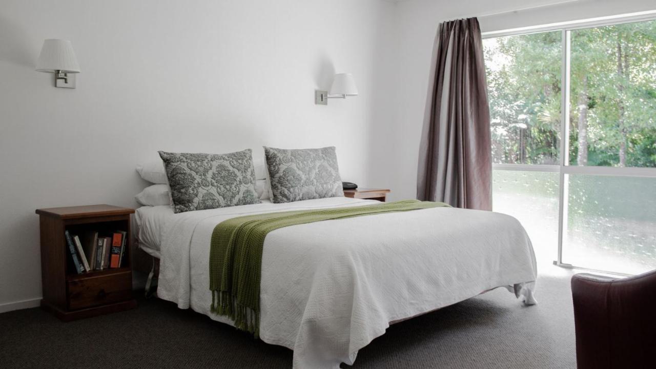 Patuha Rainforest Retreat Okato 외부 사진
